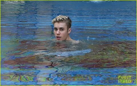Beauty and Body of Male : Justin Bieber Goes Skinny Dipping