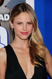 Halston Sage Is A Cutie You Should Know @ Platinum-celebs.co