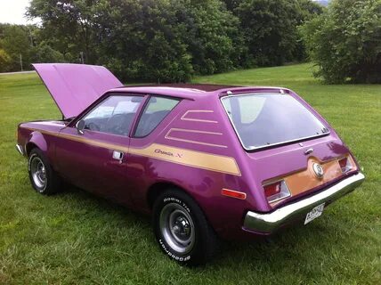 File:1972 AMC Gremlin X at Mason-Dixon Dragway 2014 purple-4