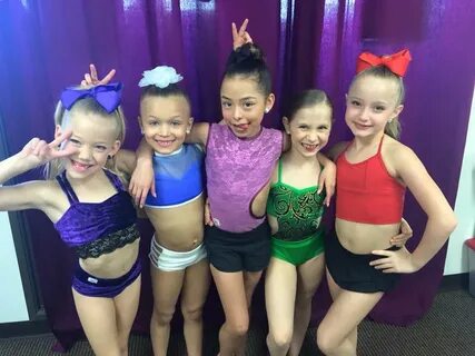 Sari Lopez on Twitter: "These girls 💖 💖 💖 #futurestars #Danc