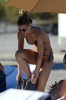 Jennifer Morrison in Bikini on the Beach in Miami - HawtCele