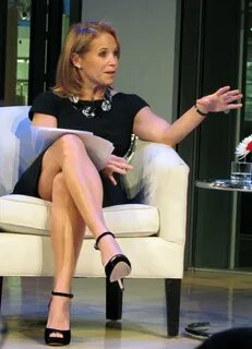 Katie Couric Calves : Lol Why Is Katie Couric Legs Always Sh