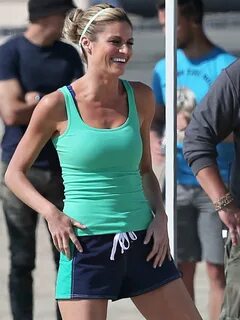 Erin Andrews Playing Volleyball -01 GotCeleb