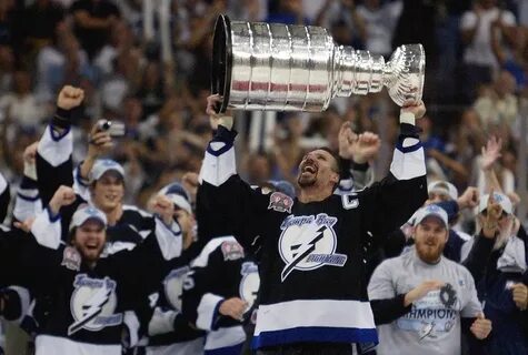 Tampa Bay Lightning Captain Dave Andreychuk 2004 Stanley Cup