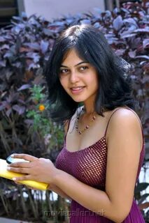 Telugu Actress Bindu Madhavi Latest Hot Photoshoot Stills Ne