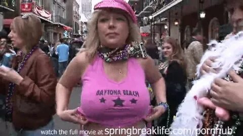 Sexy mature n young ass tits n pussy flashers at mardi gras 