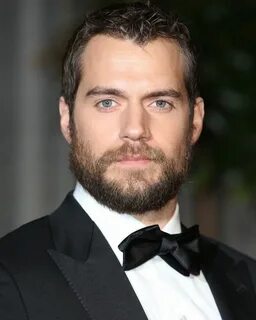 Henry Cavill 🖤 Henry cavill beard, Henry cavill, Henry cavil