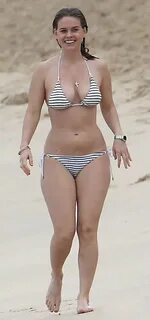 Alice Eve Alice eve bikini, Bikinis, Celebrity bikini