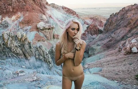 Phoenix Cotner Nude (16 Photos). 