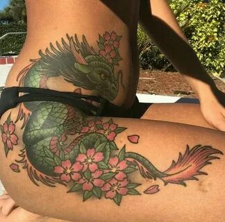 𝓒 𝓪 𝓷 𝓭 𝔂 🎀 𝓛 𝓲 𝓬 𝓲 𝓸 𝓾 𝓼 Thigh tattoos women, Hip tattoos w