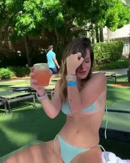 Bella Thorne Mocks Fake Masturbation Video With Snapchat