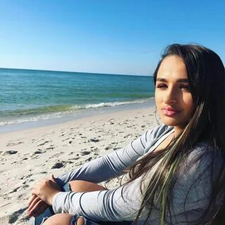 The Hottest Jazz Jennings Photos Around The World - 12thBlog