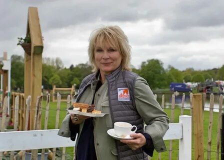 Jennifer Saunders supports High Teas for Gee Gees The Gaitpo