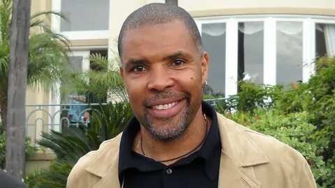 Eriq La Salle Joins Under the Dome Season 3 as Actor and Dir