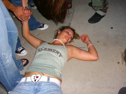 Passed Out Party Girls 2 - Gallery eBaum's World