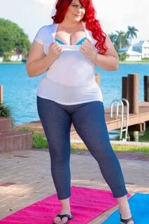Marcy Diamond - giant bubble butt yoga outdoor yoga milf - A