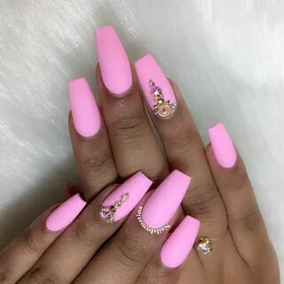 See this Instagram photo by @nailsbymztina * 7,812 likes Pin