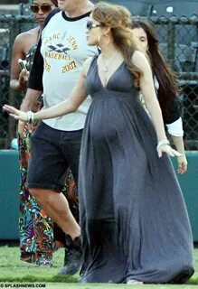 Jennifer Lopez FINALLY confirms: 'Yes, I'm pregnant' Daily M