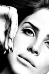 Lana Del Rey in 2019 Cat eye eyeliner, Perfect cat eye, Cat 