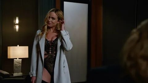 Nude video celebs " Caity Lotz sexy - DC's Legends of Tomorr