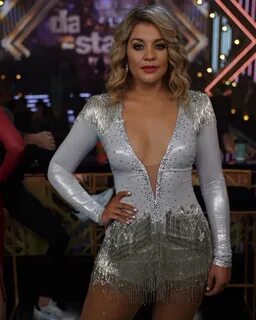 55+ Sexy Lauren Alaina Boobs Pictures Uncover Her Awesome Bo