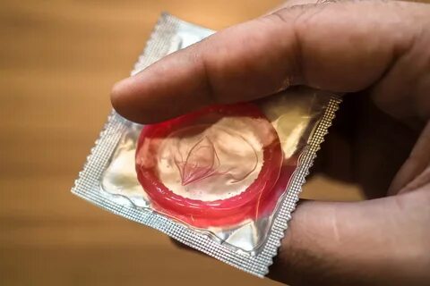10 Facts About External Condoms