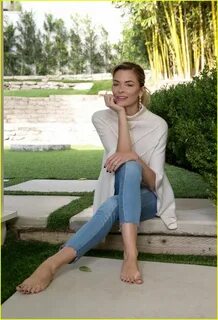 Jaime King Takes Fans Inside Her Los Angeles Home - Watch No