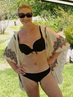 Katherine Heigl in Bikini: Personal Pics -02 GotCeleb