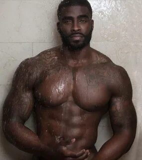 Pin de Ceola Johnson em Beautiful Black Males Black man, Neg