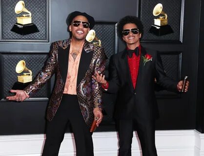 Bruno Mars, Anderson .Paak Team Up for Smooth Grammys Perfor