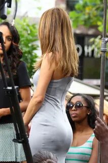 Maria Menounos Booty Madness @ Platinum-celebs.com