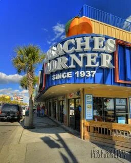 Grab a hot dog at Peaches Corner, right on Boardwalk! #MYR60