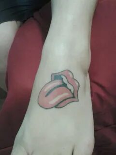 Rolling Stones Lips Tattoo : THE ROLLING STONES iron-on PATC