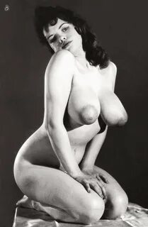 Ретро модель Roberta Pedon sex.