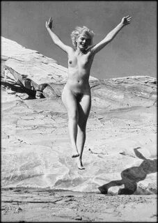 Marilyn Monroe Nude at the beach - Ande De Dienes - 1953 die