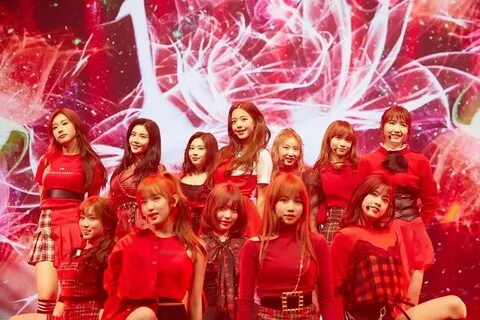 Pin by Noa 🥲 on ♡ IZ*ONE ♡ Color iz, Iz one, Iz*one ot12