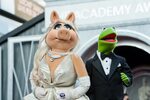 est100 一 些 攝 影(some photos): Miss Piggy and Kermit, 豬 小 姐 和 