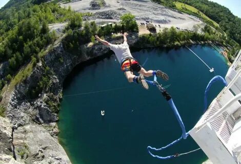 The Rock - nejvyšší bungee jumping v Kanadě Adrex.com