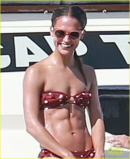 Alicia Vikander's Abs Are Ripped to Shreds in These Photos!:
