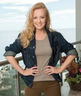 44 hot and sexy photos of Wendy McLendon-Covey is about to m