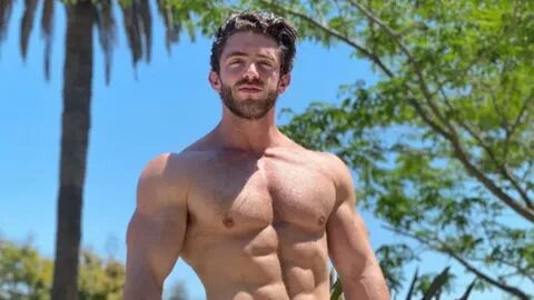 InstaHunk Round-Up: Hump Day Edition - The Randy Report