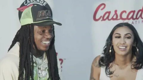 Jacquees ft. Queen Naija - Bed Friend (Lyric Video)