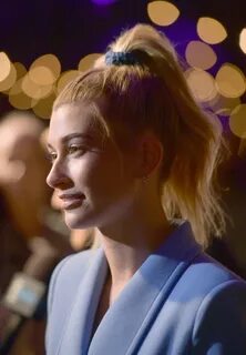 More Pics of Hailey Bieber Ponytail (2 of 12) - Hair Lookboo