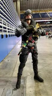 Cosplay Done Right: Rainbow Six Siege