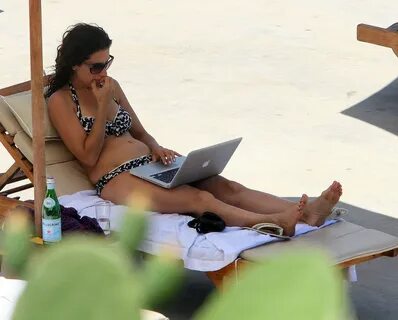 Lisa Edelstein - Bikini in Italy-13 GotCeleb