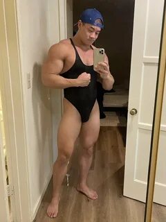 🌟 Aaron Chu 🐼 Vegas 6/26-6/29 auf Twitter: "I feel thick 😄 💪