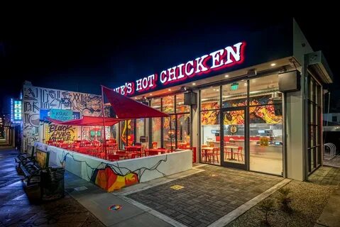 West Coast chicken chain to open first NC stores in Charlott