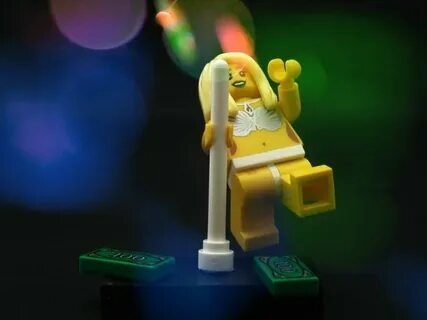 masa konuşmacı asit lego strip club meydana Uygun Saygı