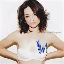 Crystal Reed Teen Wolf 8 x 10" Autographed Photo - (Reprint: