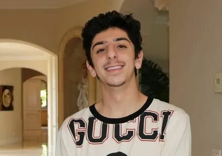 FaZe Rug العمر . الوزن . صافي الثروة . صديقة 2020 Asian amer